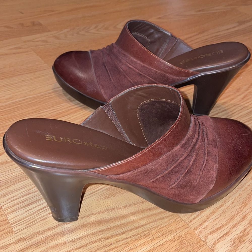 EUROSTEP Brown Leather Mules 3.5” Heel “Gidget” size 8